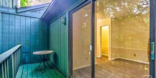 108 Fernbanks Court Gallery 19