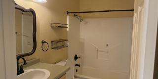 1721 Girard Boulevard Southeast - C Gallery 10