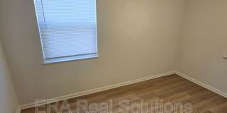 432 Catherine St Gallery 14