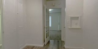 Charming, Studio Freshly Painted, move in ready Gallery 3