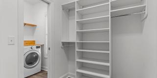 8825 Sawmill Creek Lane Gallery 15