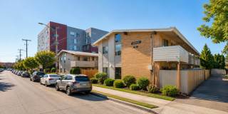 Bright 1 Bed / 1 Bath Apartment for Rent in North Seattle Private Balcony, Near Green Lake & Northgate! Gallery 27