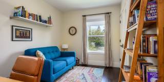 Remodeled Mediterranean in the Highly Sought after Mount Carmel Neighborhood Gallery 12