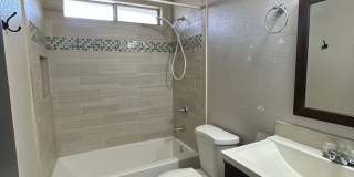 Spacious 3 Bedroom, 2.5 Bath 2 Car Garage Gallery 19
