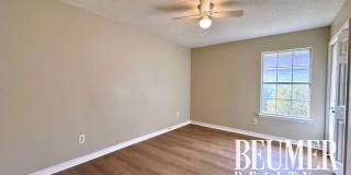 Spacious inside and out home for Rent Gallery 16