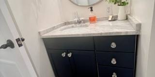 FULLY FURNISHED 2/2 OLD NE BUNGALOW - lease term through March 2027 Gallery 36