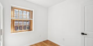 1223 SPRUCE Street Gallery 23