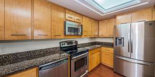 8 BELLEVIEW BOULEVARD Gallery 32