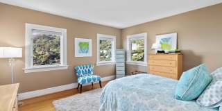 88 Central Avenue Gallery 31