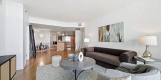 13650 Marina Pointe Drive Gallery 5