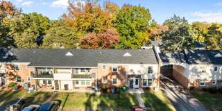 *MOVE IN READY* 3 Bed, 2 Bath Condo, Close to Uptown!!! Gallery 21