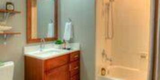 360 E Ohio Gallery 6
