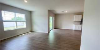 920 NE 10th Street Gallery 16