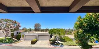 AVAILABLE NOW: BIG College Area Townhome 4bd/2.5ba HUGE garage, AC, pool, W/D Gallery 43