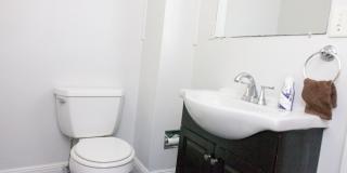 Massive 6 Bed / 2.5 Bath on Comm Ave | Parking Included | W/D In-Unit | 9/1 Gallery 4