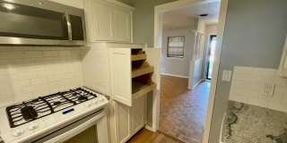 REMODELED HOME ON A QUIET STREET JUST ONE MILE WEST OF OU CAMPUS! Gallery 5
