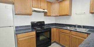 Single-Level Unit w/1-Car Garage Single-Level Unit w/1-Car Garage Gallery 9