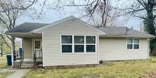 102 N Oliver Avenue Gallery 1