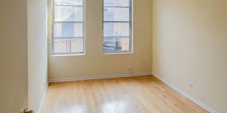 2519-27 N Lincoln Gallery 9