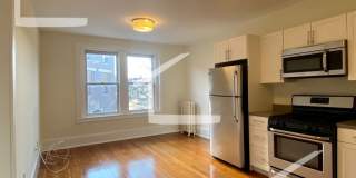 Nice 2 bed in Brookline Gallery 13