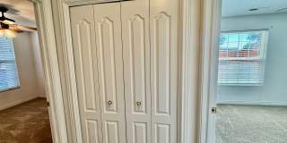 4-BR Home in Shadow Mountain @ Green Valley Gallery 26