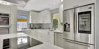 2321 SE 15th St Gallery 7