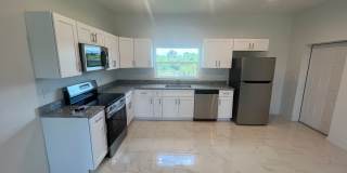 SPACIOUS 3Bd / 2Ba /1 C SINGLE FAMILY HOUSE AVAILABLE Gallery 5