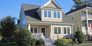 Spacious Downtown Home Convenient to UVA Medical Center Gallery 1