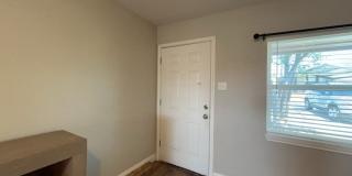 8905 Seacliff St Gallery 24