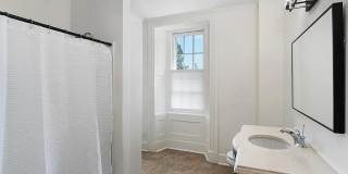 77 Coggeshall Avenue unit: S Gallery 13