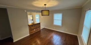 One Story House off Thomas Road Gallery 3