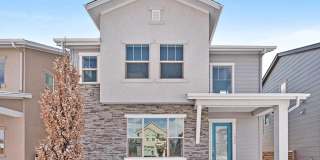 Live in a modern 4 bed / 4 bath home in Denver—without paying “entire house” rent. Gallery 1