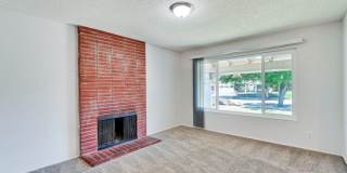 6063 Pineland Avenue Gallery 7