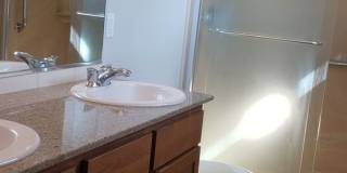 Rare Liberty Lake Townhome in Rocky Hill – 3 Bed, 2.5 Bath End Unit Available July 15th Gallery 16