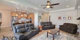 Beautiful Furnished 4 Bedroom home in Brio Gallery 9