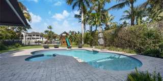 520 N Parkway Gallery 32