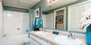 Avana Eldridge Gallery 32