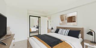 South Shore Gallery 14