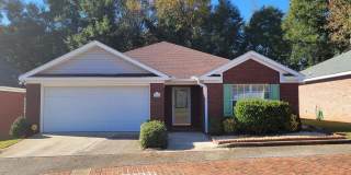 210 South Idlewild Path Gallery 1