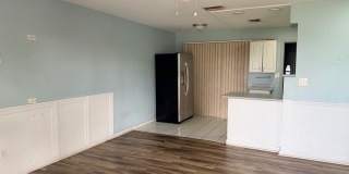 1113 Vineyard Street Gallery 1