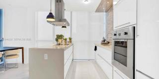 1100 Biscayne Boulevard Gallery 3