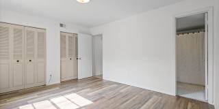 Two Bedroom River View Condo Two Bedroom River View Condo Gallery 11