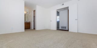 Ridgewood Village Apartment Homes Gallery 33