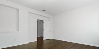 Grand 5-Bedroom Estate — Space, Style & Sophistication Gallery 14