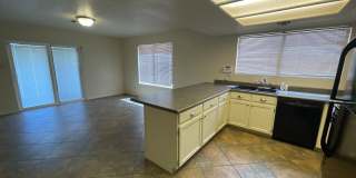 Cute 2 bedroom Condo in West Valley. Gallery 6
