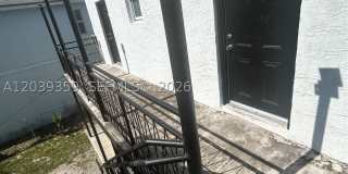 1740 NW 1st Pl Gallery 11
