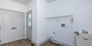 411 JAMES Street Gallery 30