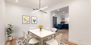 2018 Remodeled 3 bed / 2 bath - wood / tile floors, fenced yard. Hyde Park / Downtown Gallery 4