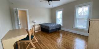 1202 Memorial Avenue Gallery 20
