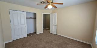 Don’t wait for summer, your pool home is ready now!!! 4 Bedroom, NW Las Vegas Gallery 44